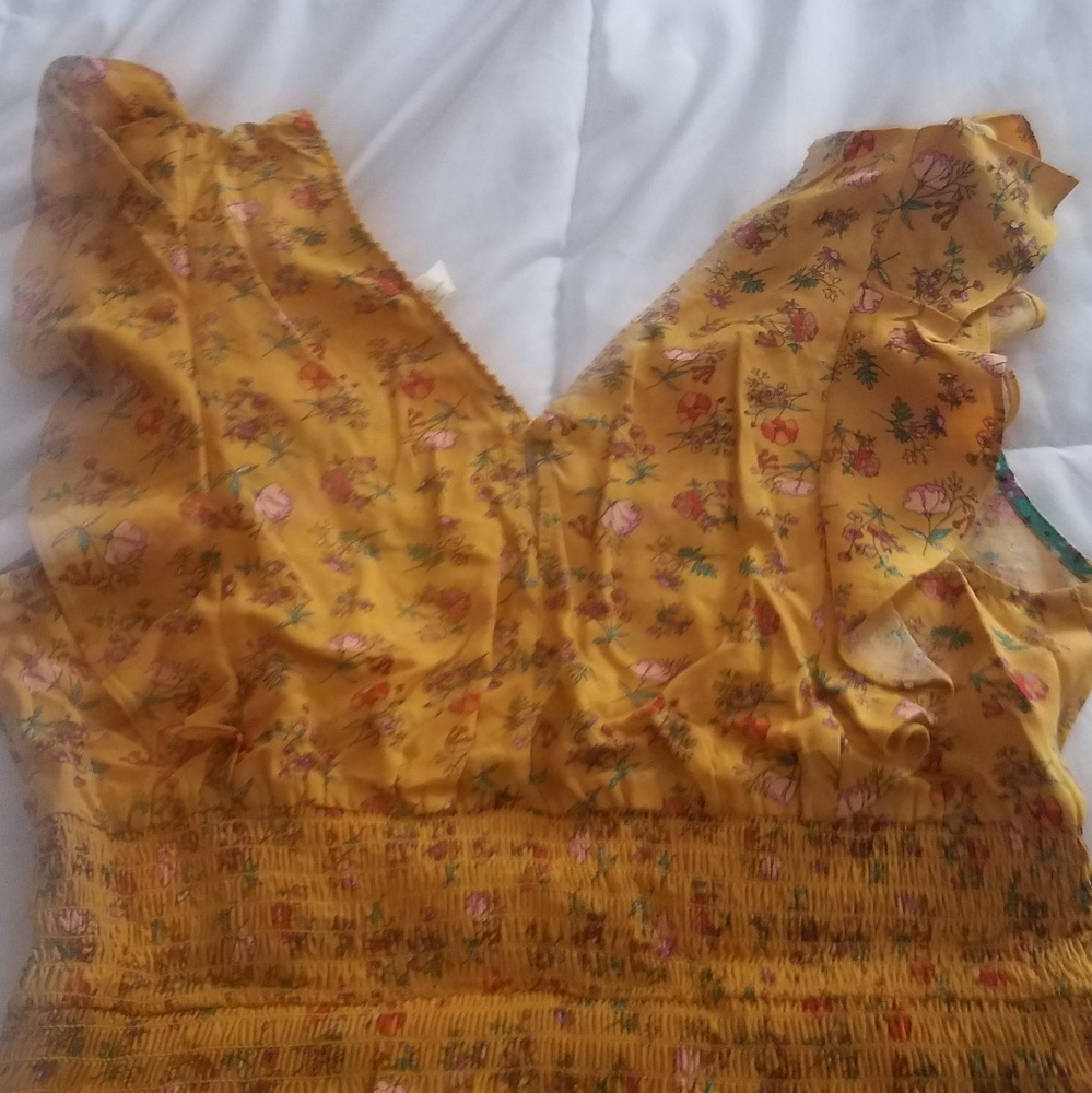 Dress - Picture 2 of 4